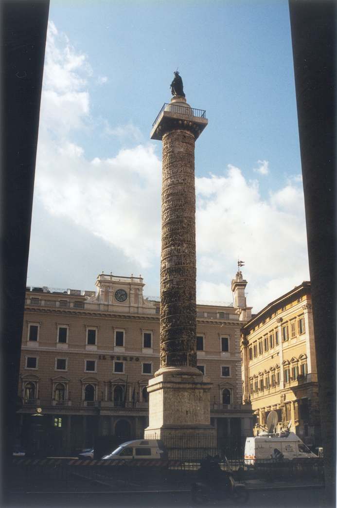 The Column of Marcus Aurelius, Piazza Colonna