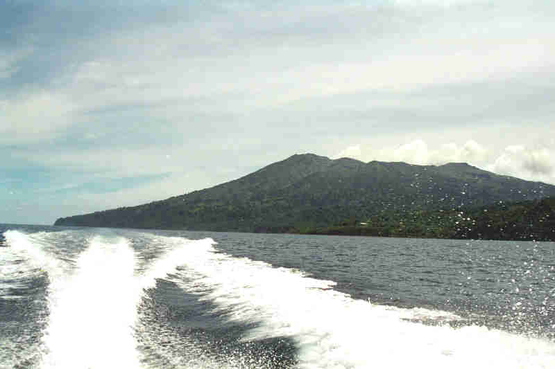 Anchored at Baleine Falls, April 2000