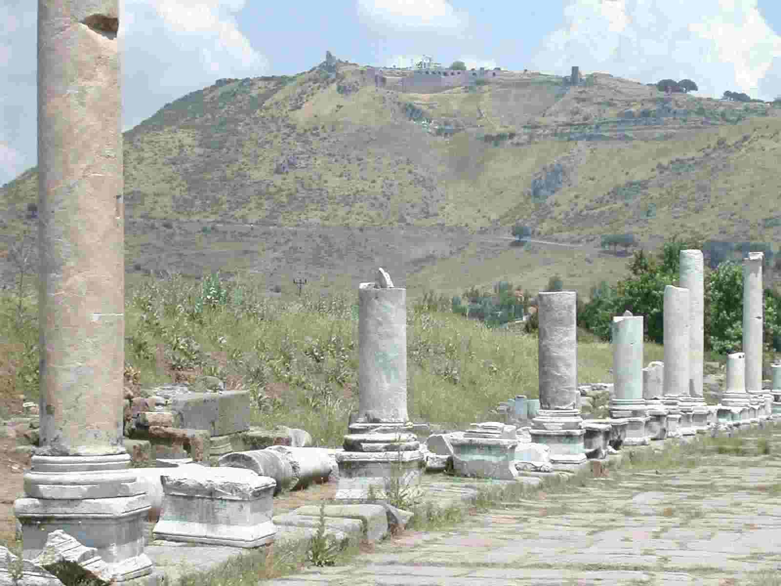 The Via Sacra from Pergamum to Asclepeium